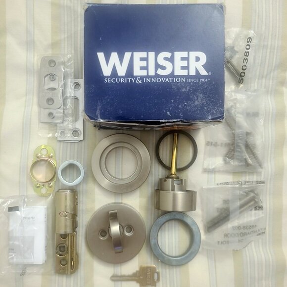 Weiser SSD9471 Single Cylinder Deadbolt SmartKey Door Lock - Picture 4 of 4